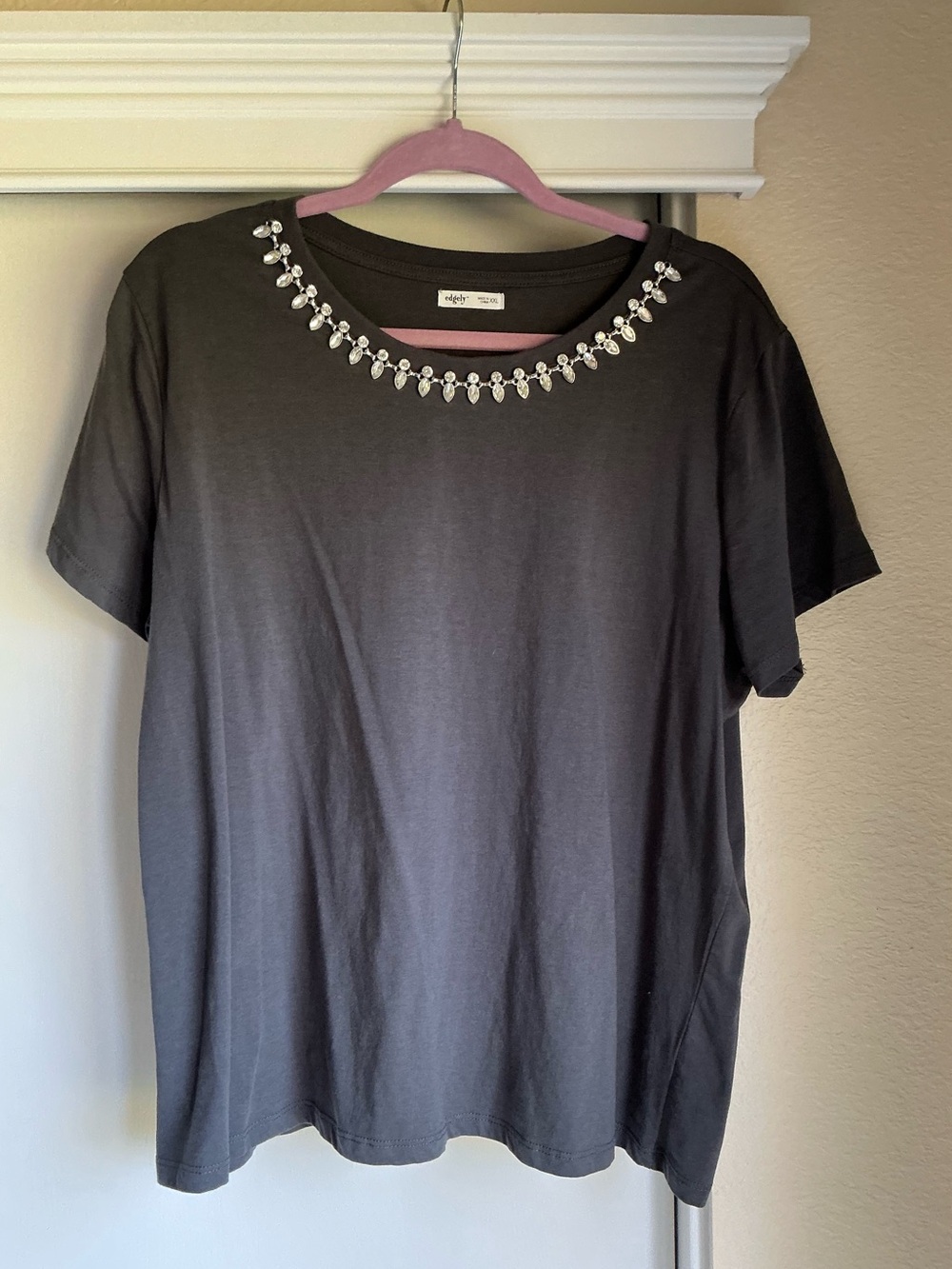 Embellished Jewel-Neck Short Sleeve Tee - Dark grey
